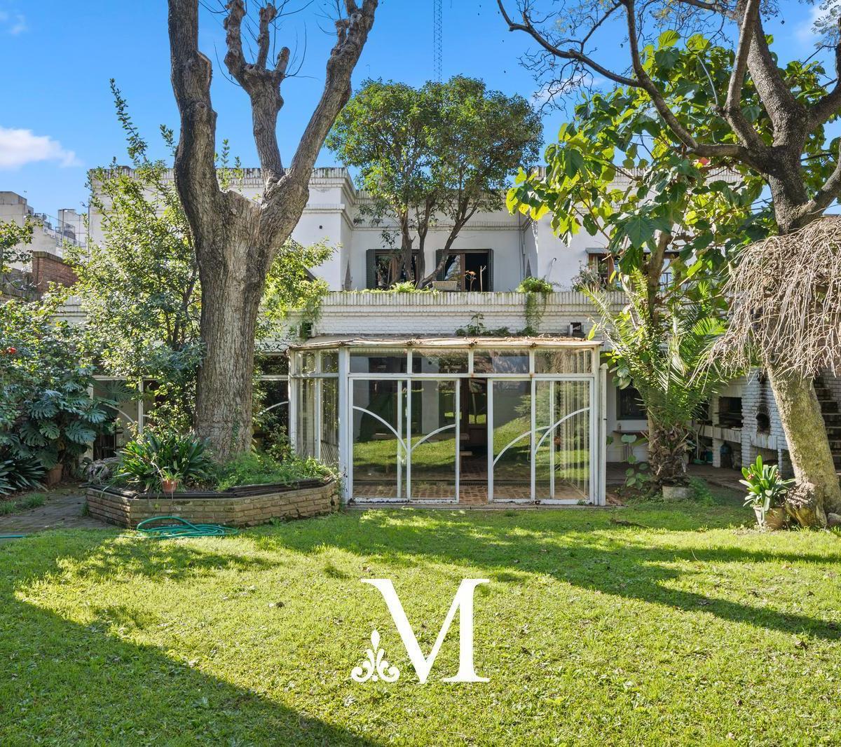 Casa en San Telmo con Parque de 400 m², 7 Ambientes, 3 Cocheras, Pileta, Quincho 1