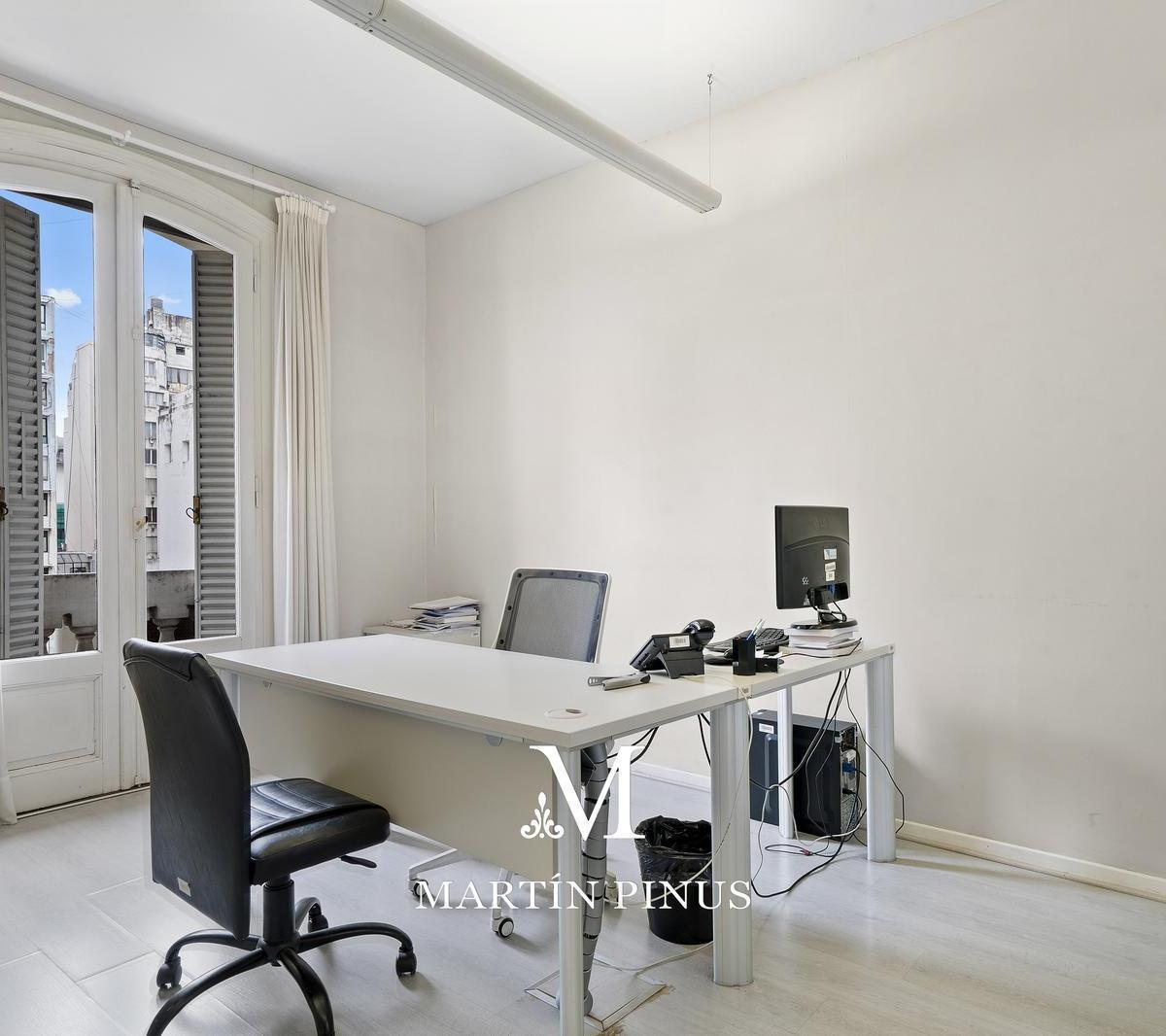 Foto de Edificio estilo francés de categoría de 5 Pisos para Oficinas, imagen 4