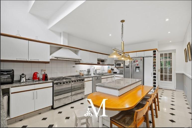 Casa en Venta - Belgrano - Zona Embajadas - Pileta y 3 Cocheras 5