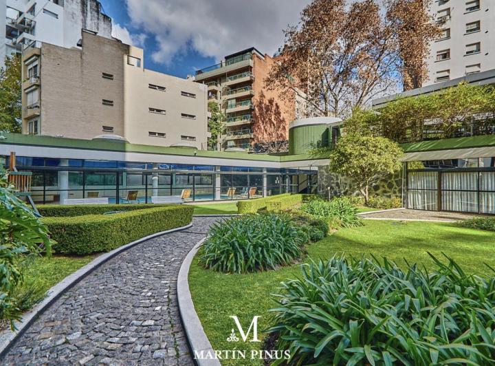 Venta Torre Libertador 4444 piso alto Vista al Rio 3 Coch 5