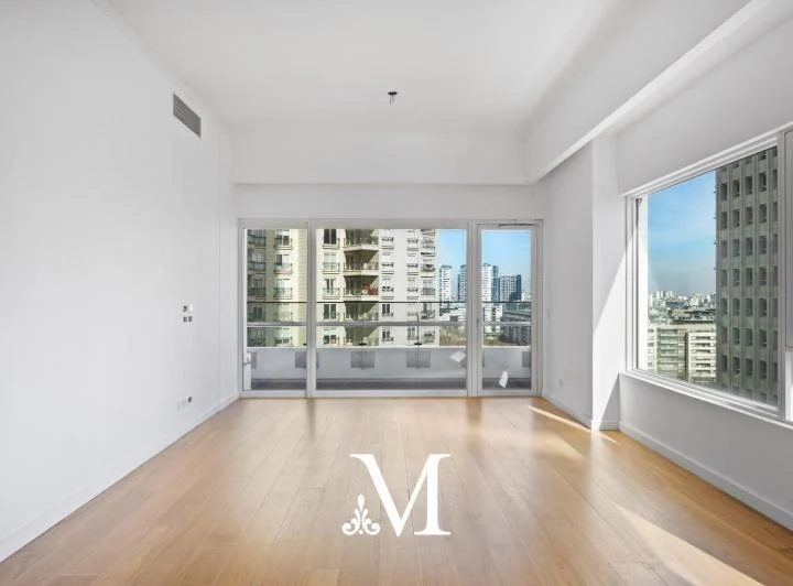 Torre Alvear departamento de 3 ambientes con dependencia en Puerto Madero con balcon piso alto 4