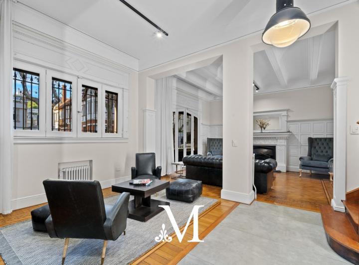 Excelente Casa en Zona Embajadas - Belgrano - 6 Ambientes - 3 Cocheras- Pileta - Jardin 5