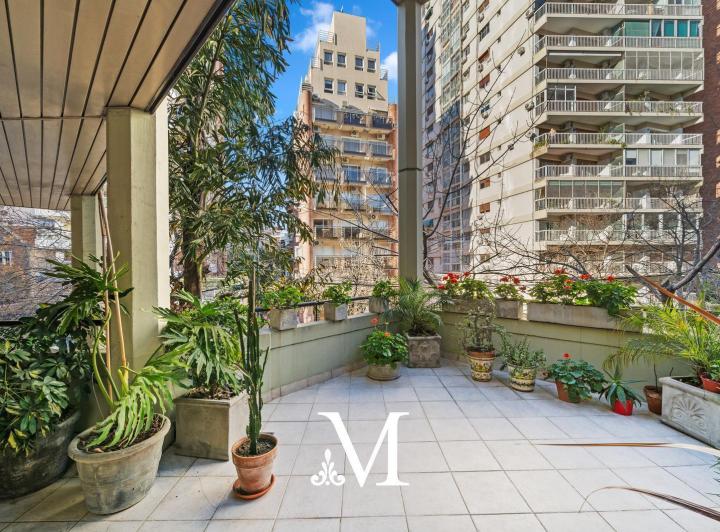 Piso edif categoria, Belgrano embajadas, 7 amb, 2 coch, 24hs seg, pileta propia, sauna 4
