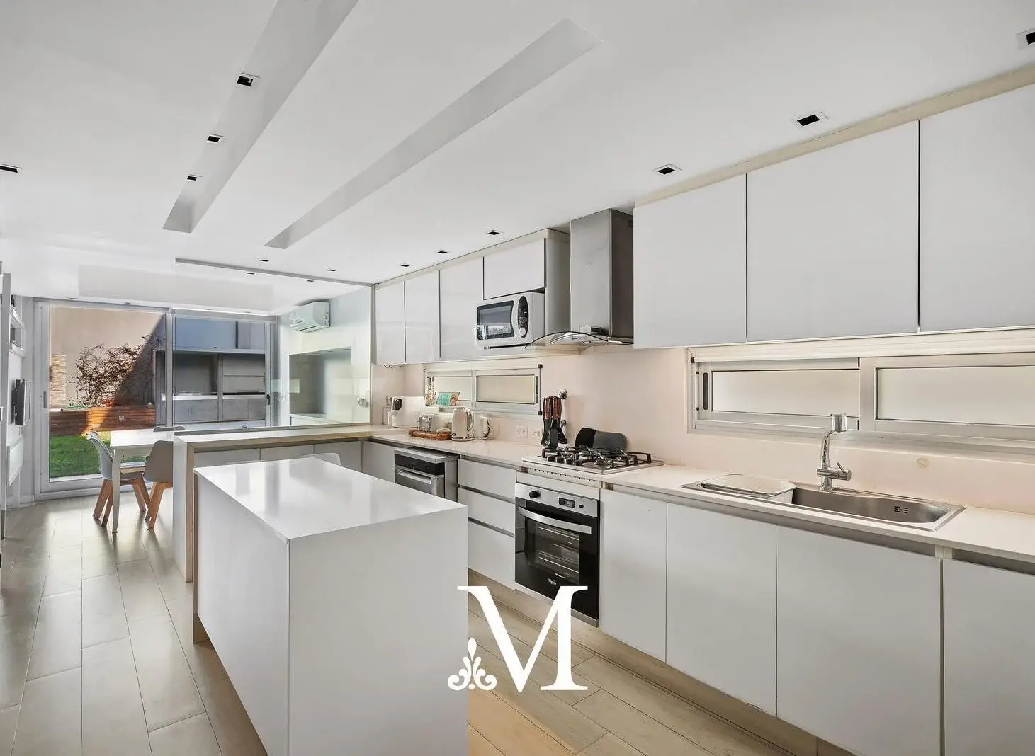 DEPARTAMENTO TIPO CASA - JARDIN - PARRILLA - 310 M2 - 3 DORMITORIOS - AMENITIES - BAJO BELGRANO 5