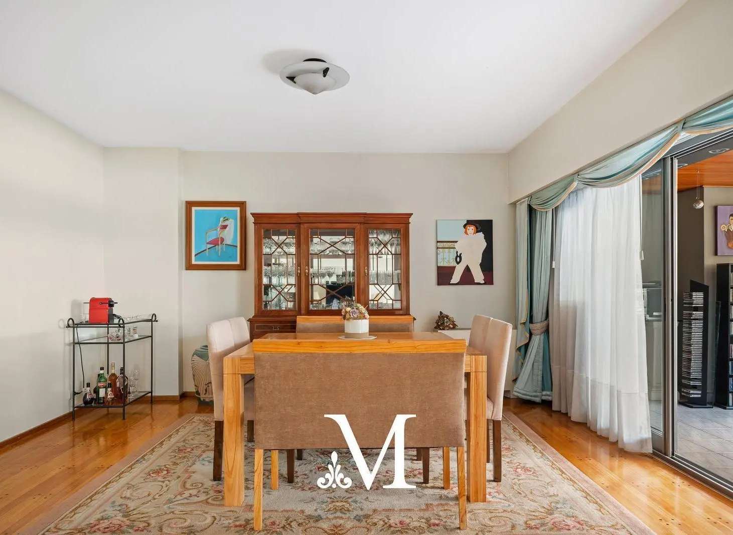 Piso 5 ambientes, Belgrano. Al frente, 2 cocheras, Seg. 24hs. Amenities. 5