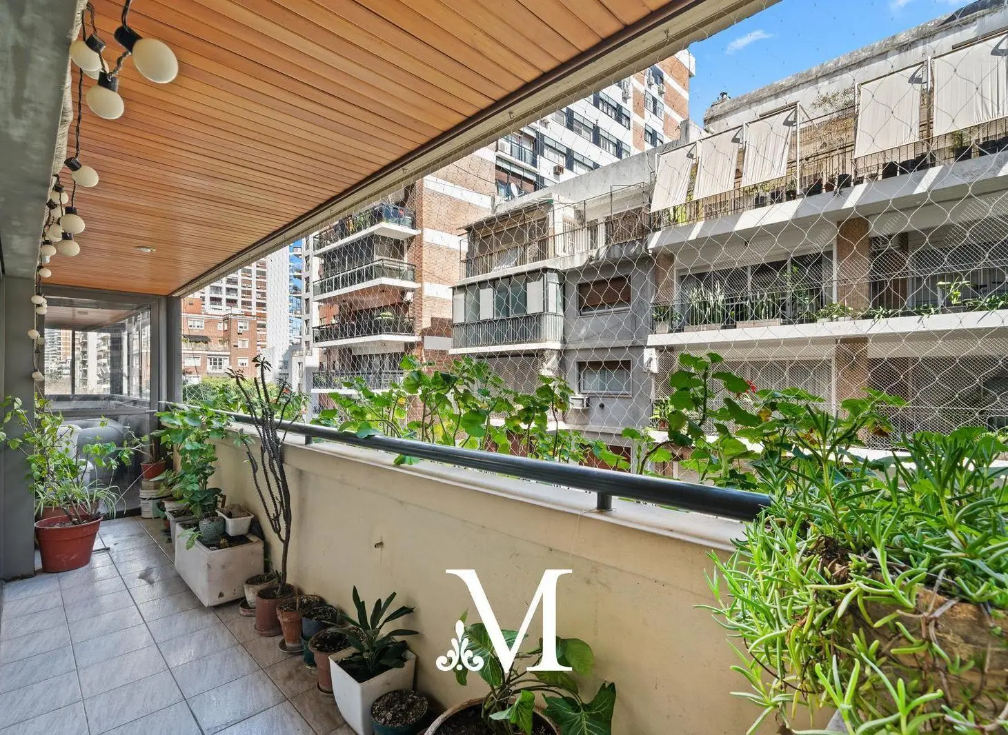 Piso 5 ambientes, Belgrano. Al frente, 2 cocheras, Seg. 24hs. Amenities. 1