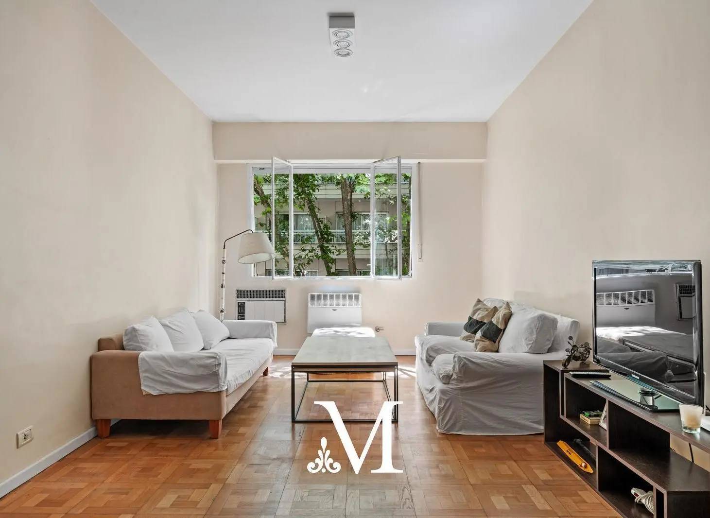 Piso en Palermo Chico, Lafinur y Libertador, luminoso, balcon, vista verde, 4 amb 1