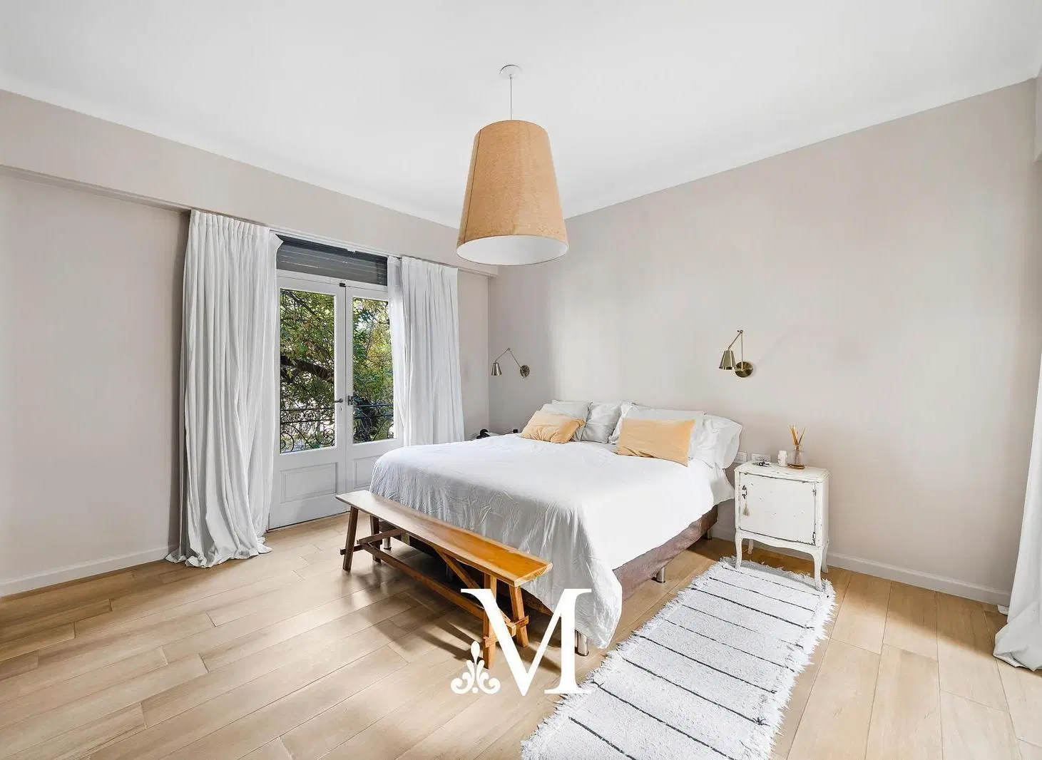 Venta Hermosa casa reciclada - Piscina, jardin y parrilla - 345 m2 - Belgrano R 3