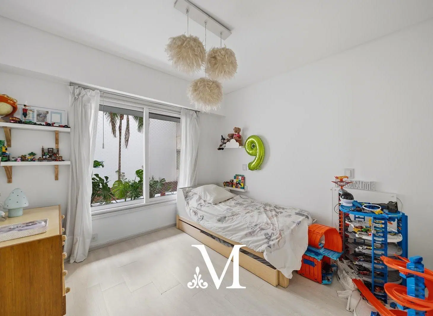 VENTA- Departamento- PISO- 4 ambientes con dependencia- Patio propio- cochera fija- Recoleta 3