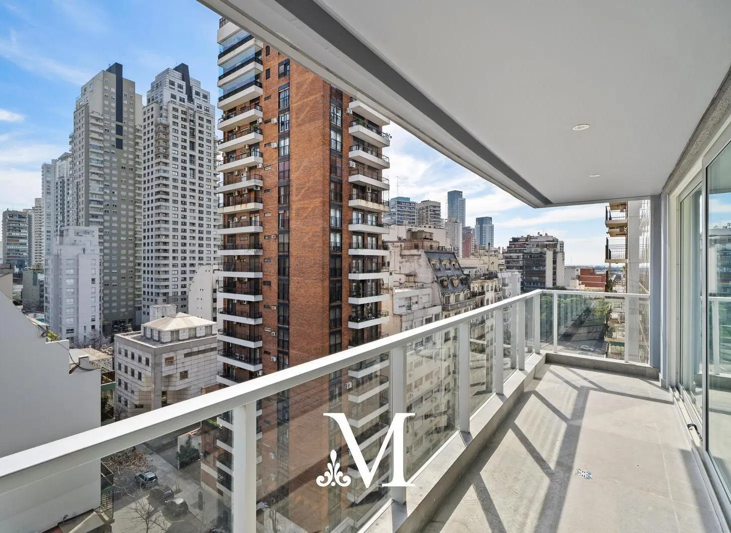 VENTA - SEMI PISO - DEPARTAMENTO - 5 AMBIENTES - DEPENDENCIA - 240 m2 - cochera - Palermo Chico 5