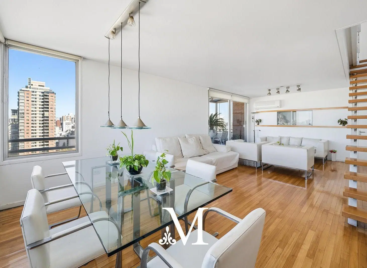 Duplex en altura con vista al rio en Nuñez/Terraza propia con parrilla/4 dorm./2 cocheras/seg.24hs. 4