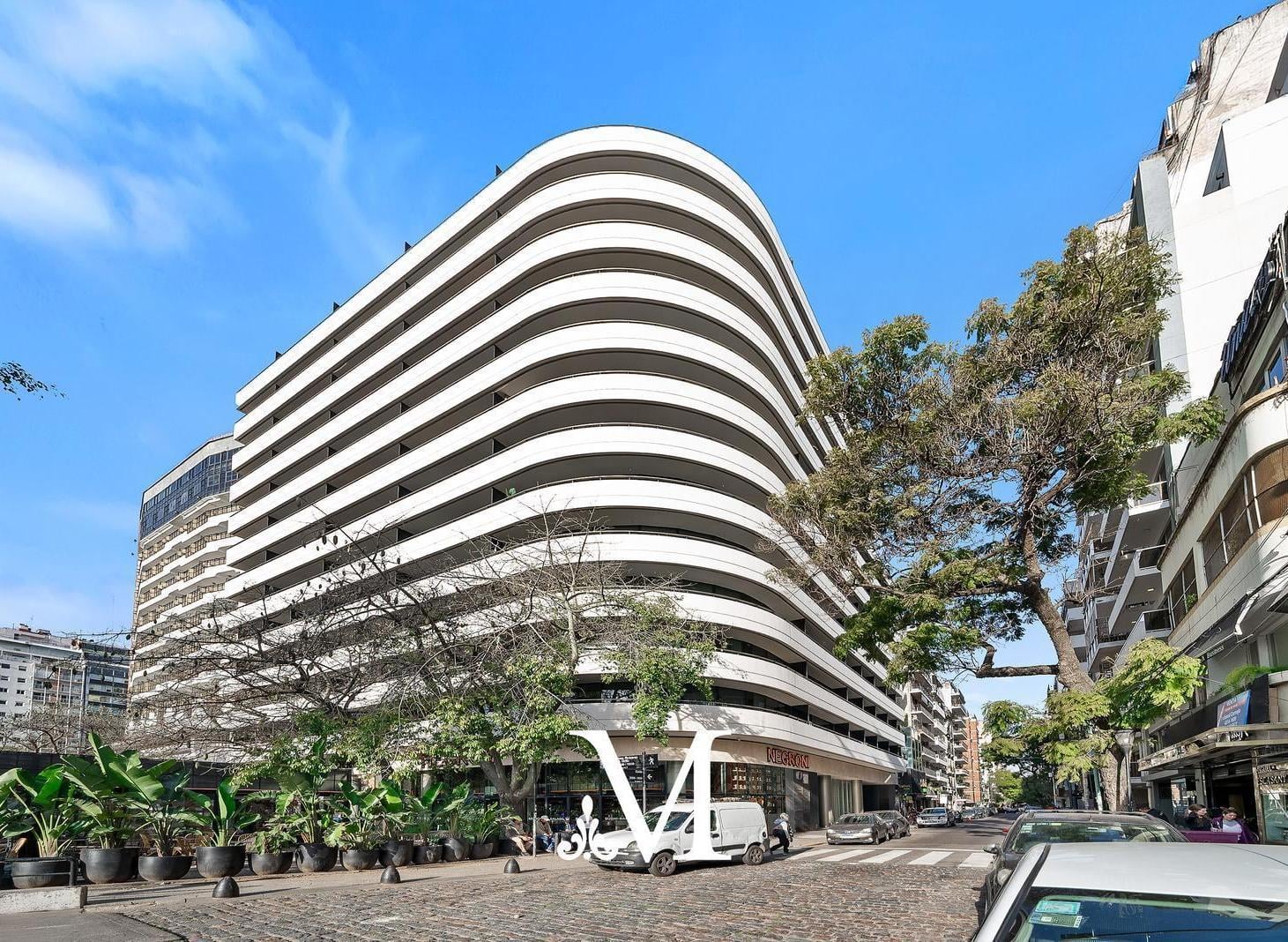 Lujoso 2 ambientes en Torre Deco Armani Recoleta, vista espectacular/ Amenities Premium