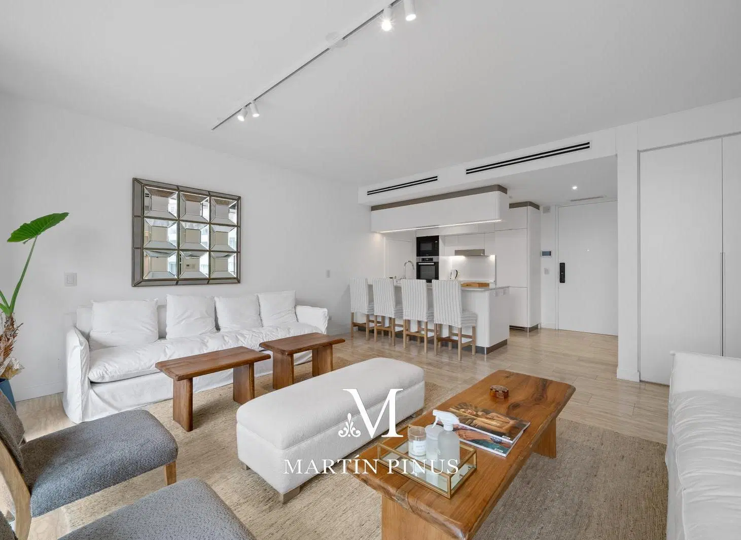 Departamento de 2 ambientes en  Oceana Puerto Madero con balcón y cochera luminoso full amenities 2