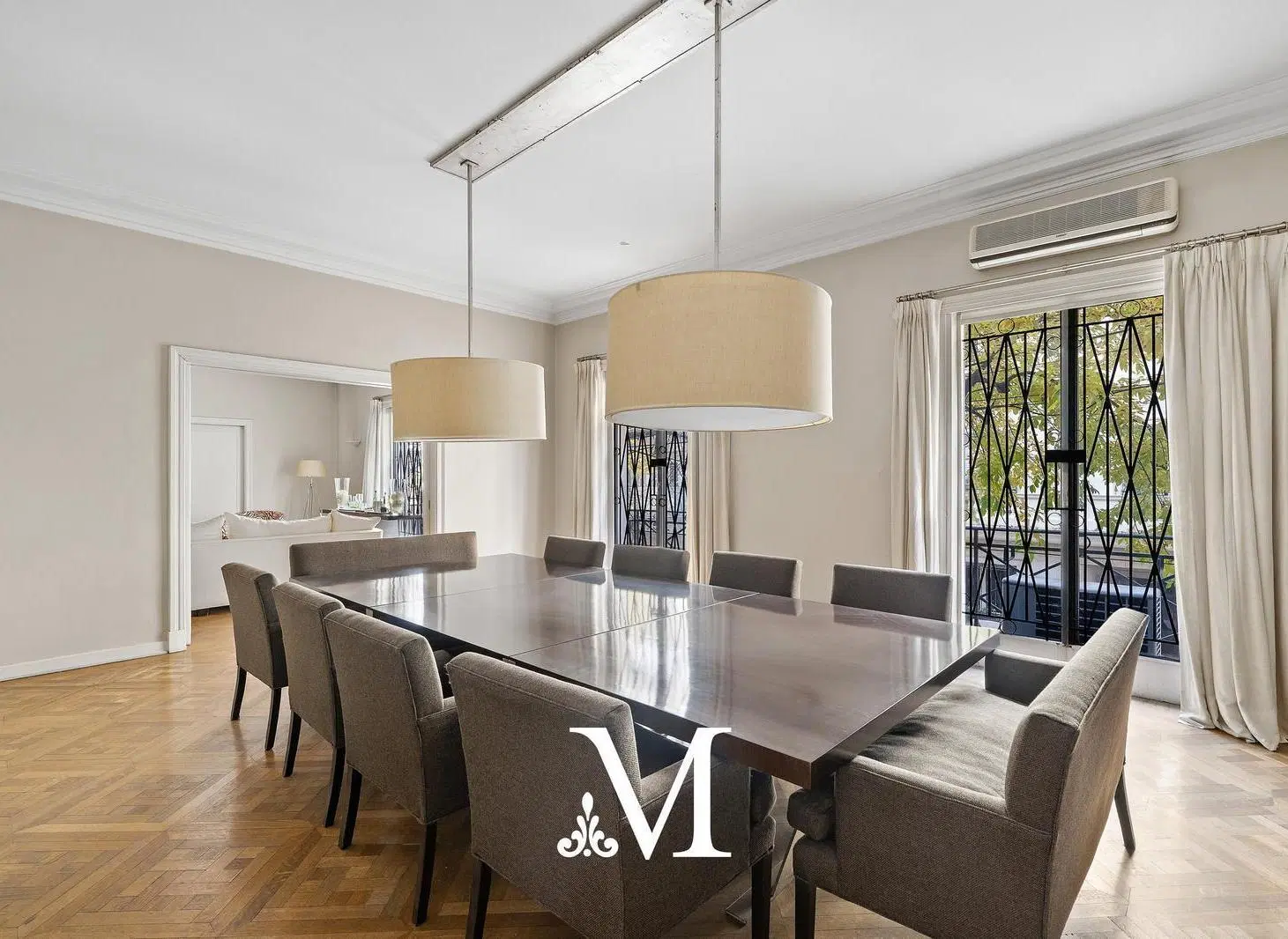 Departamento piso completo en la mejor zona de Recoleta con cochera oportunidad 2