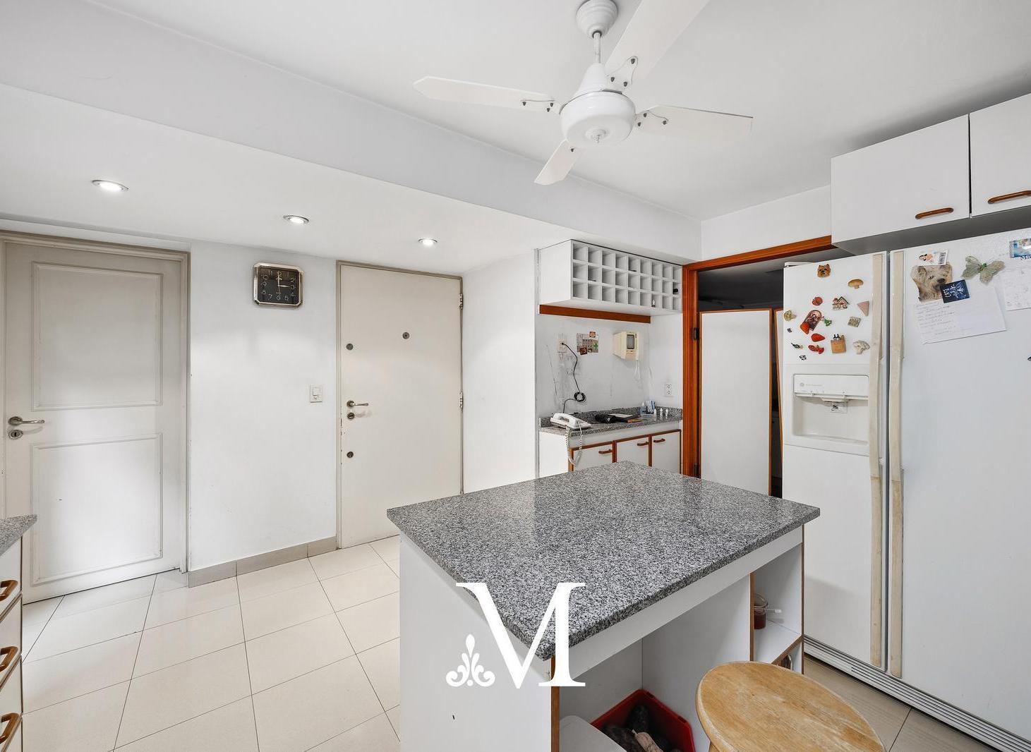 Importante Piso en Belgrano - 5 Ambientes - 2 Cocheras - Amenities