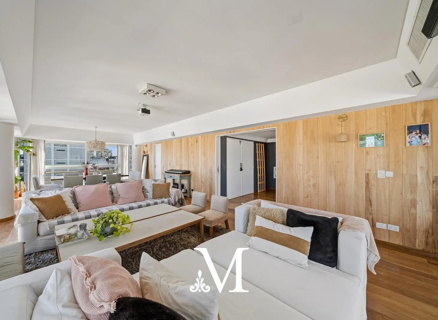 Venta Piso- vista panorámica- 2 cocheras- Torre de categoría- Full amenities- Seguridad 24 hs 4