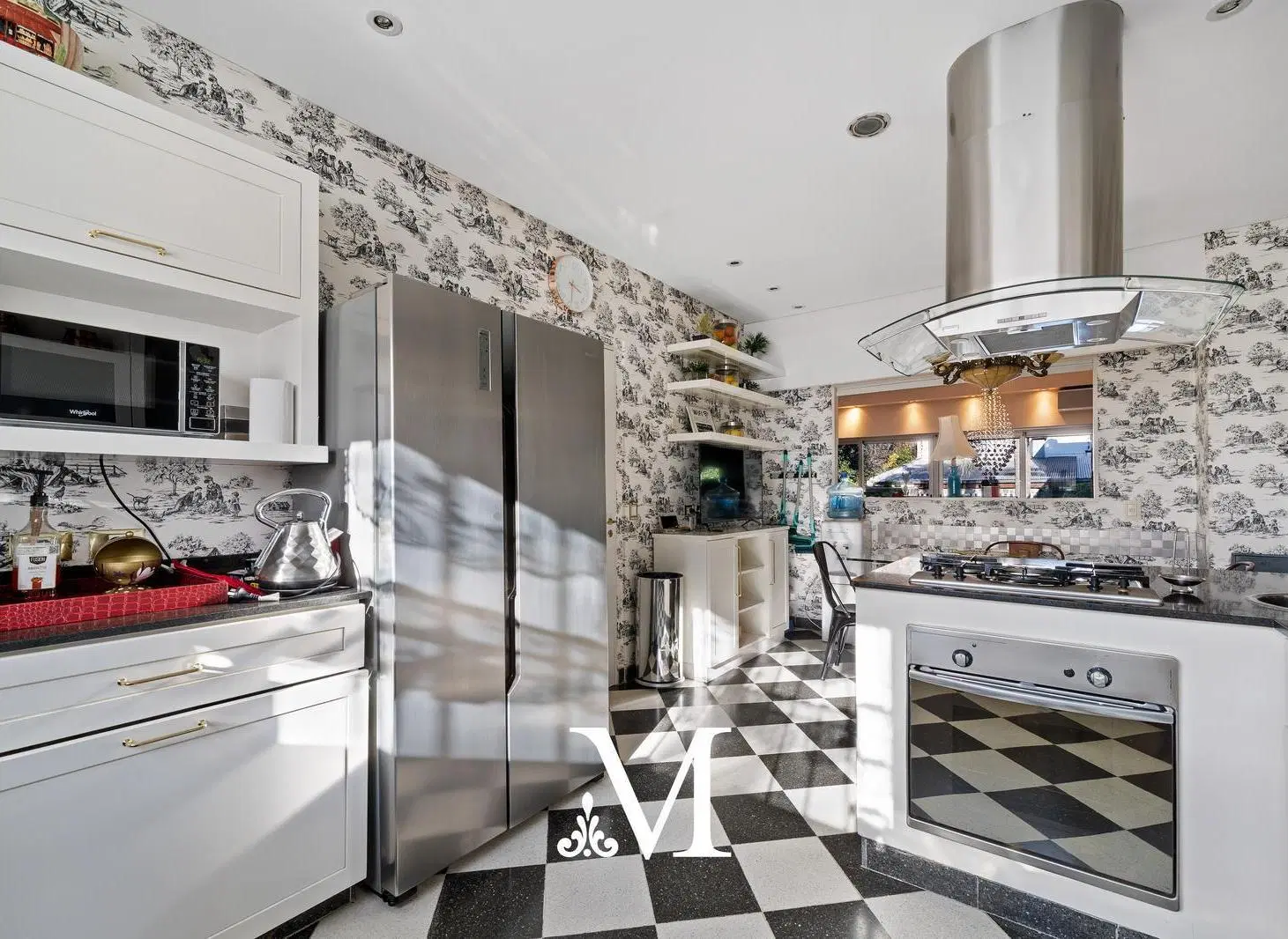 INCREIBLE CASA EN SAAVEDRA 7 AMB - 500 M2 CON JARDIN Y PILETA 3