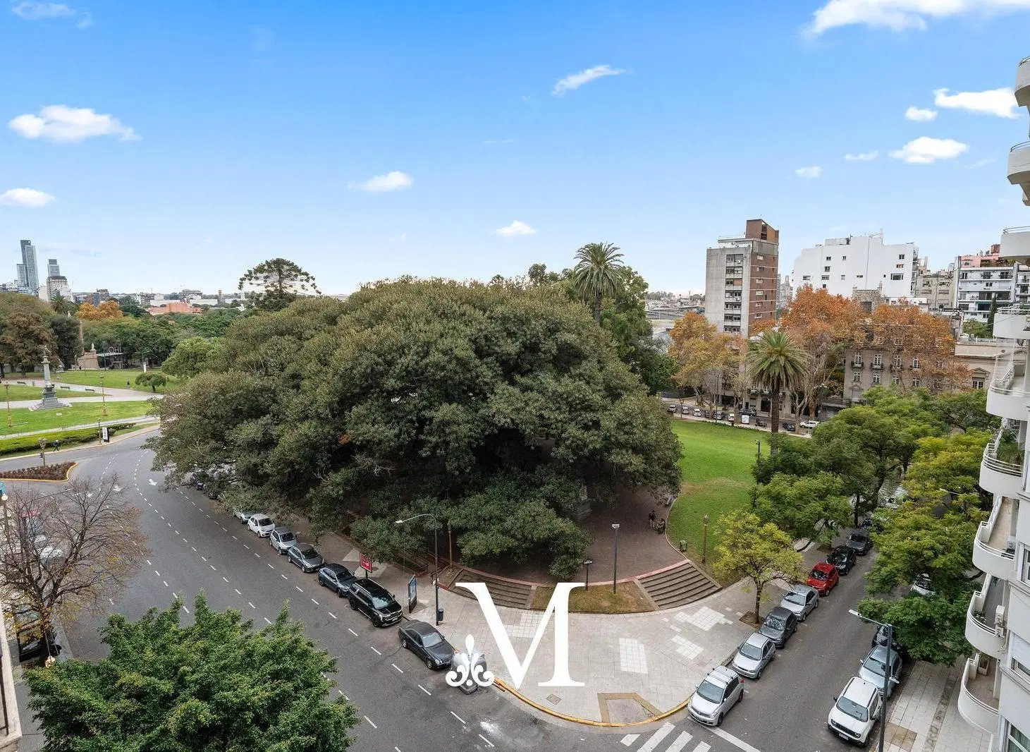 EXCLUSIVO PISO DE CATEGORIA- AV ALVEAR- RECICLADO FRENTE A PLAZA SAN MARTIN DE TOURS 5