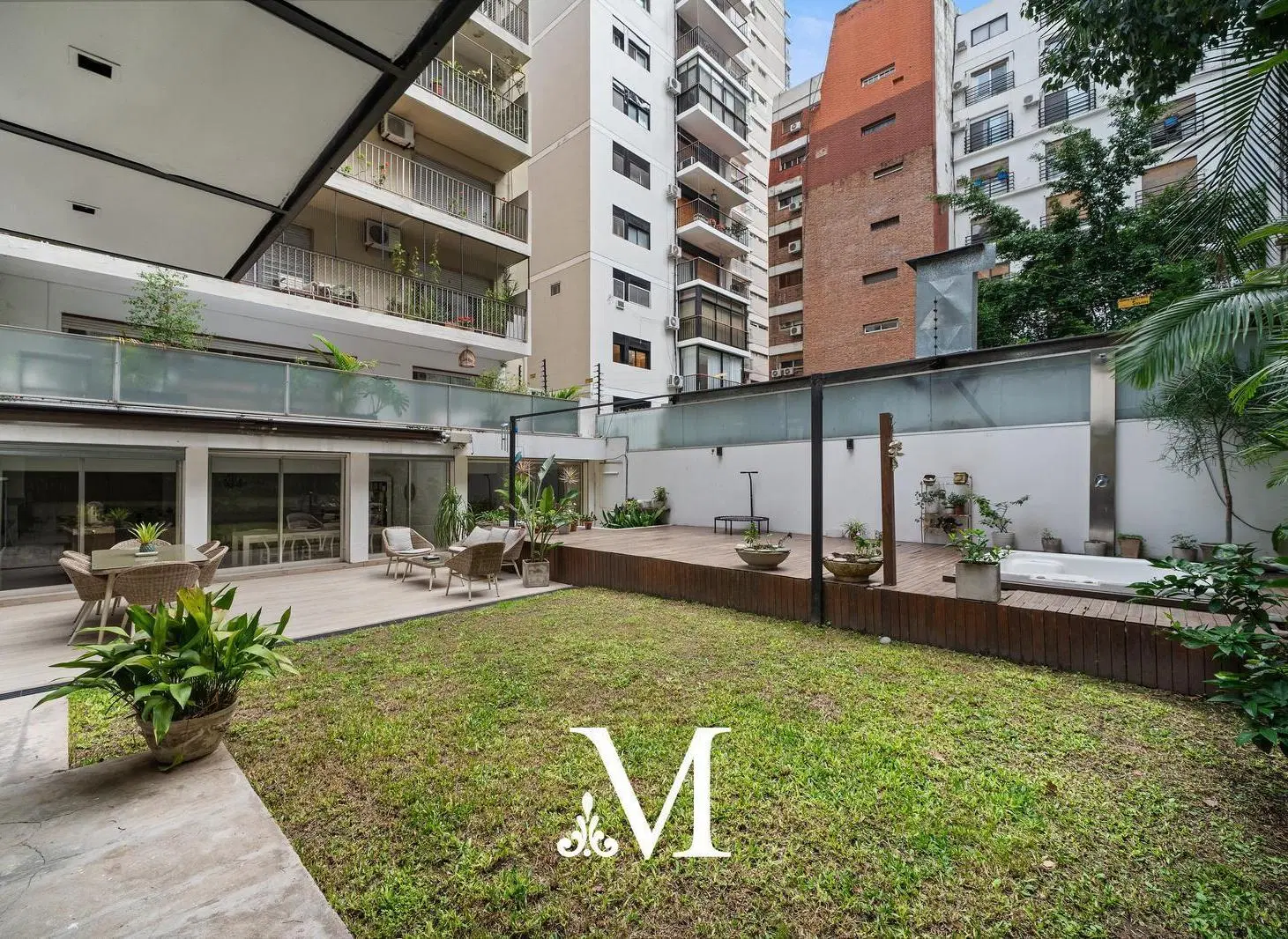 DEPARTAMENTO TIPO CASA CON JARDIN PRIVADO RECICLADO A NUEVO 4