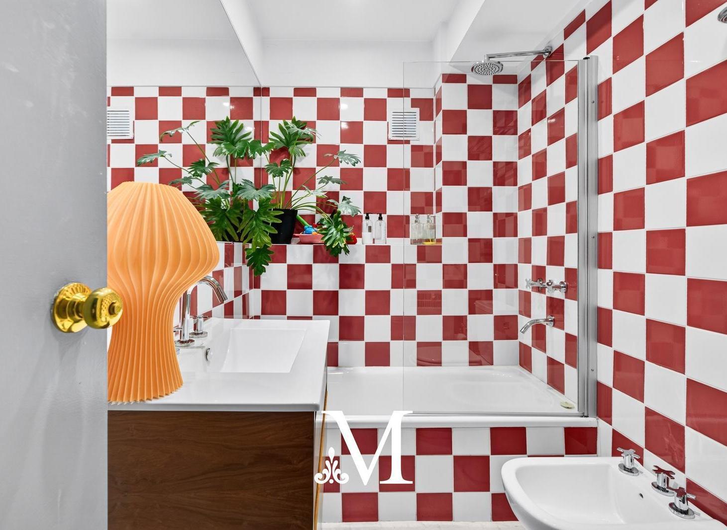 Foto de PISO DE 5 AMBIENTES CON DEPENDENCIA A LA VENTA EN AV LIBERTADOR Y, imagen 5