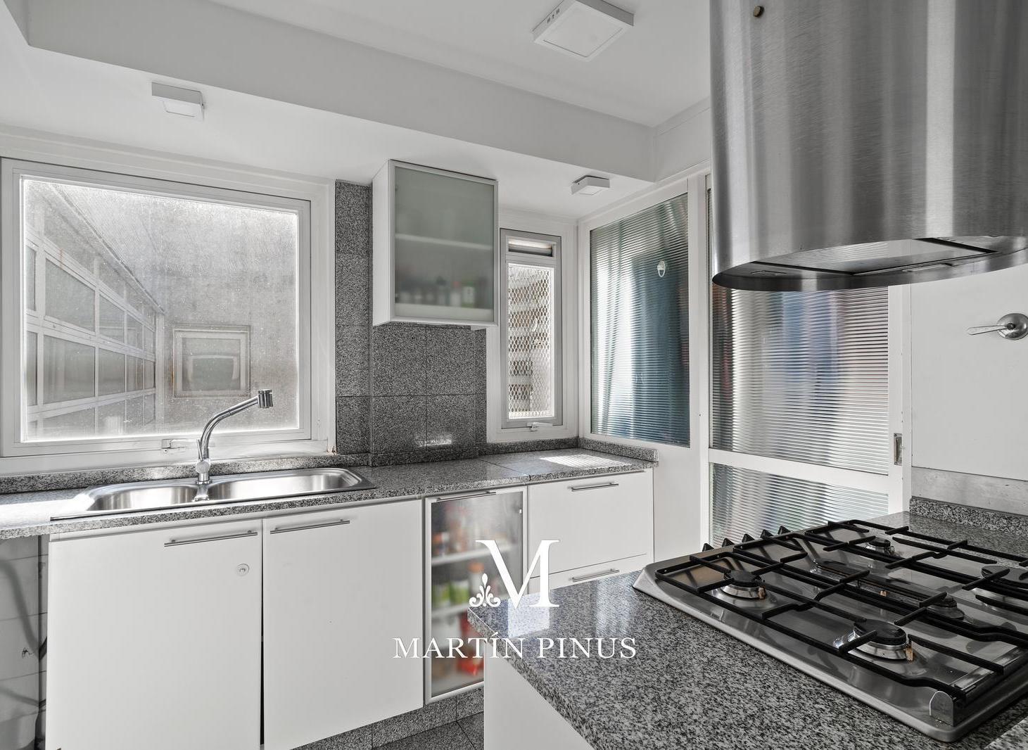 Foto de PISO BOULEVARD CERVIÑO Y REPUBLICA ARABE SIRIA CON COCHERA - VENTA, imagen 5
