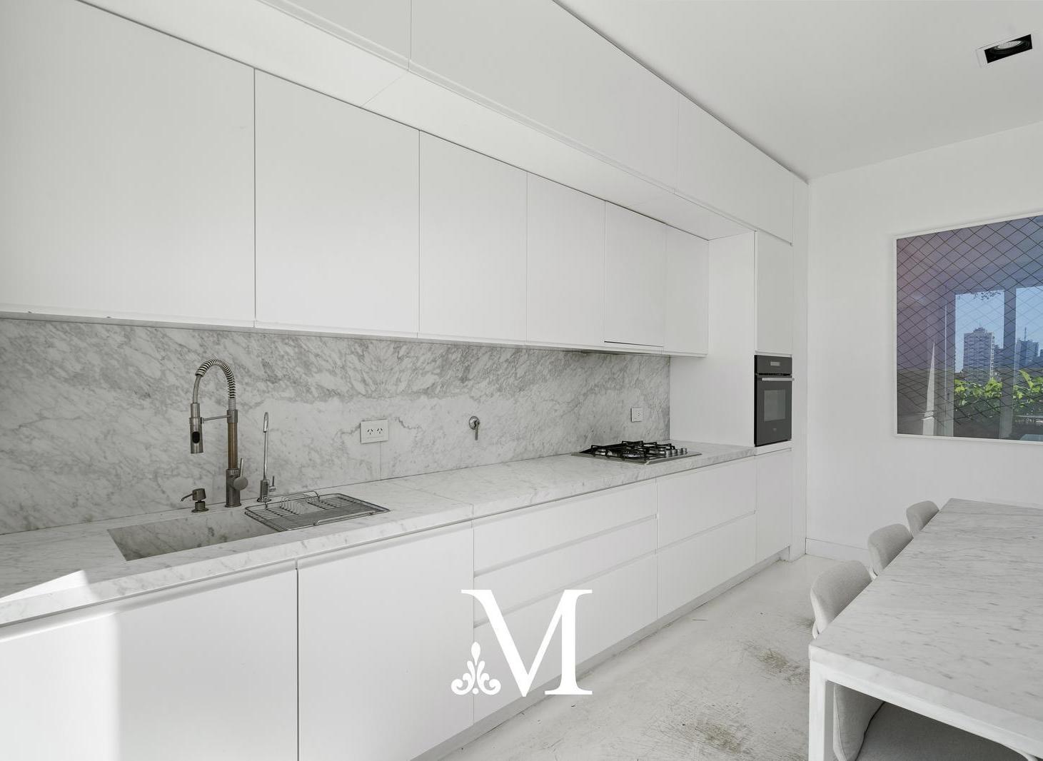 Foto de Venta Departamento,Saavdra-Coghlan,DuplexTerraza, 2 Piletas,2 Cocheras, imagen 5