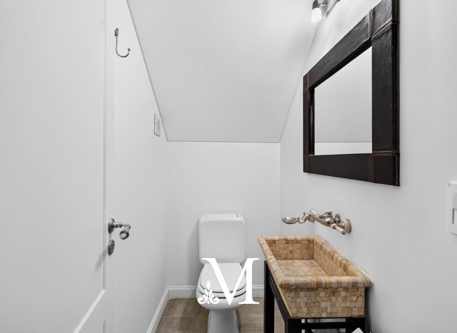 Foto de Elegante Casa de Estilo Frances en Barrio River | 6, imagen 3