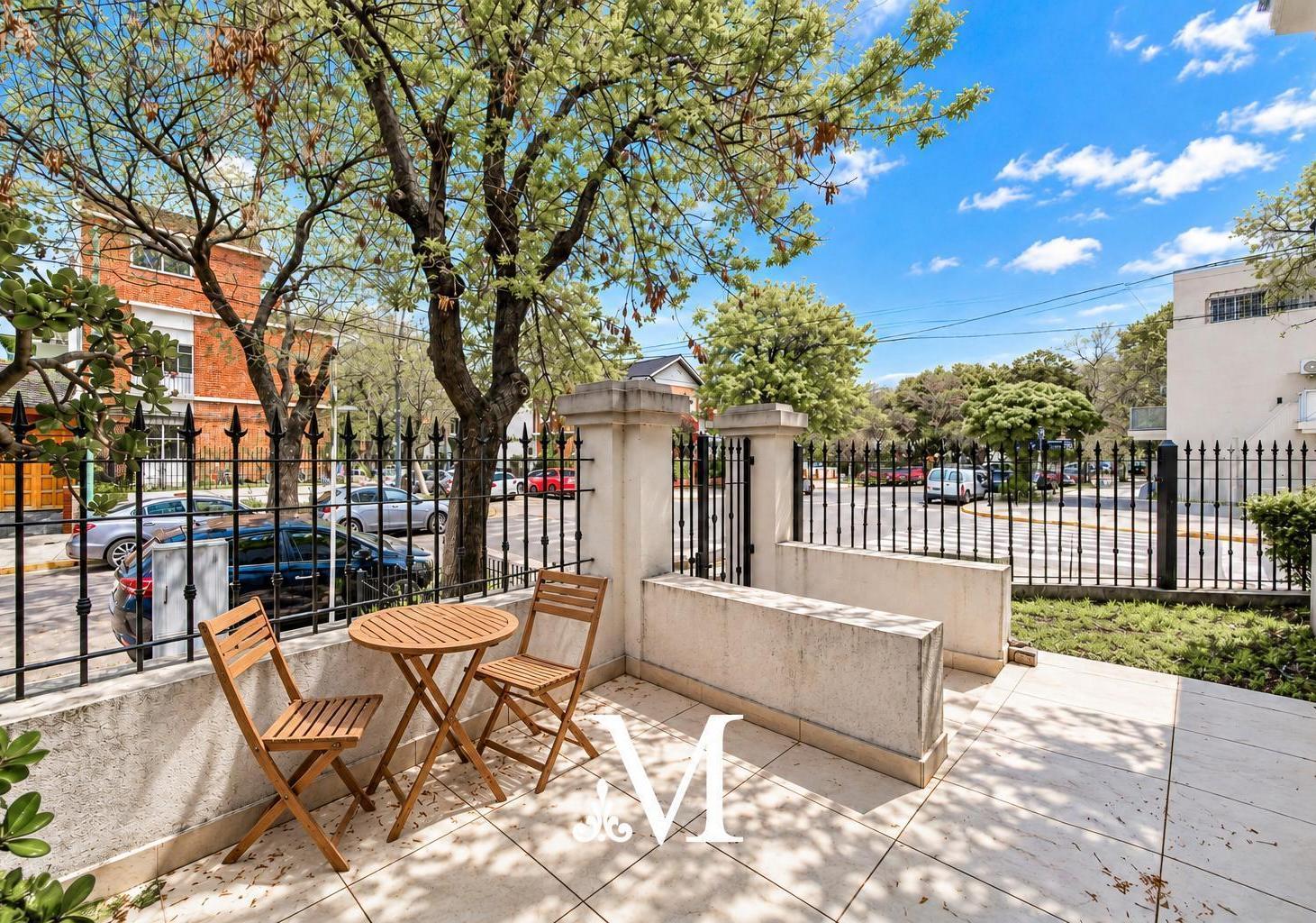 Foto de Elegante Casa de Estilo Frances en Barrio River | 6, imagen 1