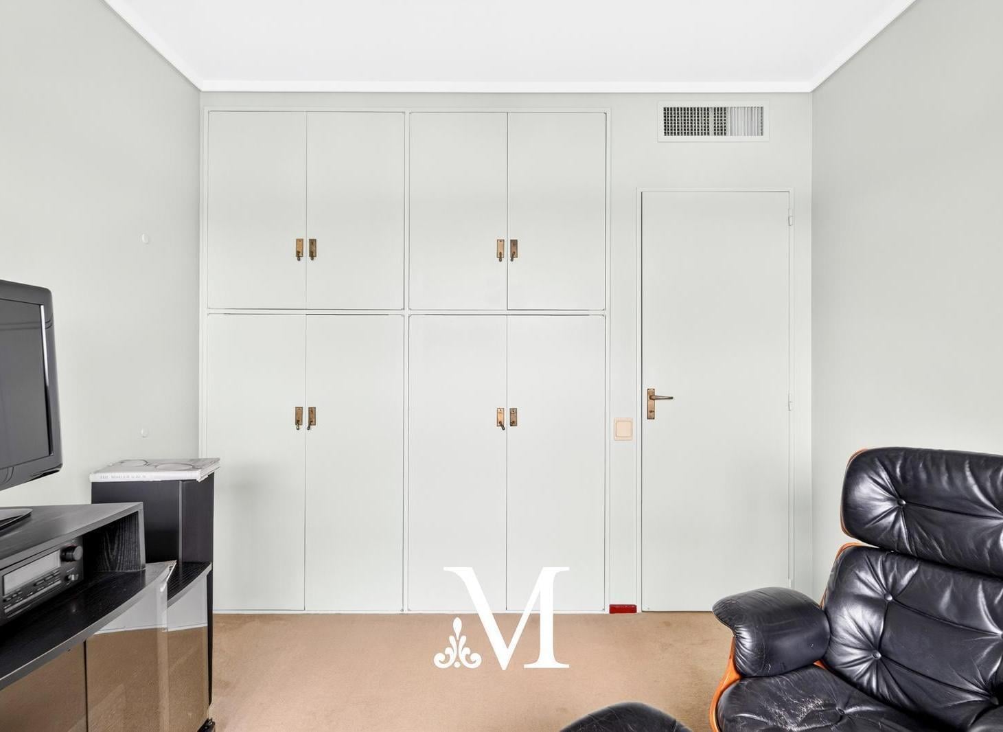 Foto de VENTA-TORRE CATEGORIA-PISO-4 AMB CON DEPEN-BALCON ATERRAZADO-2 COCHERAS, imagen 5