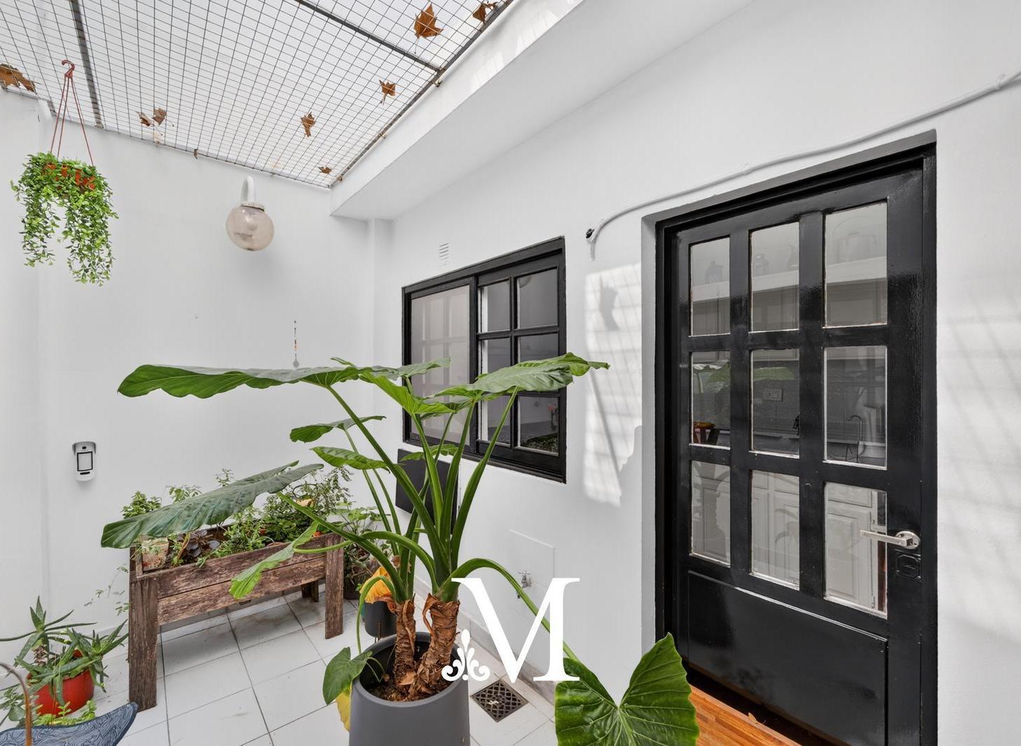 Foto de Casa en Colegiales, 100m2 terraza, quincho, 4 dormitorios, garage, imagen 4