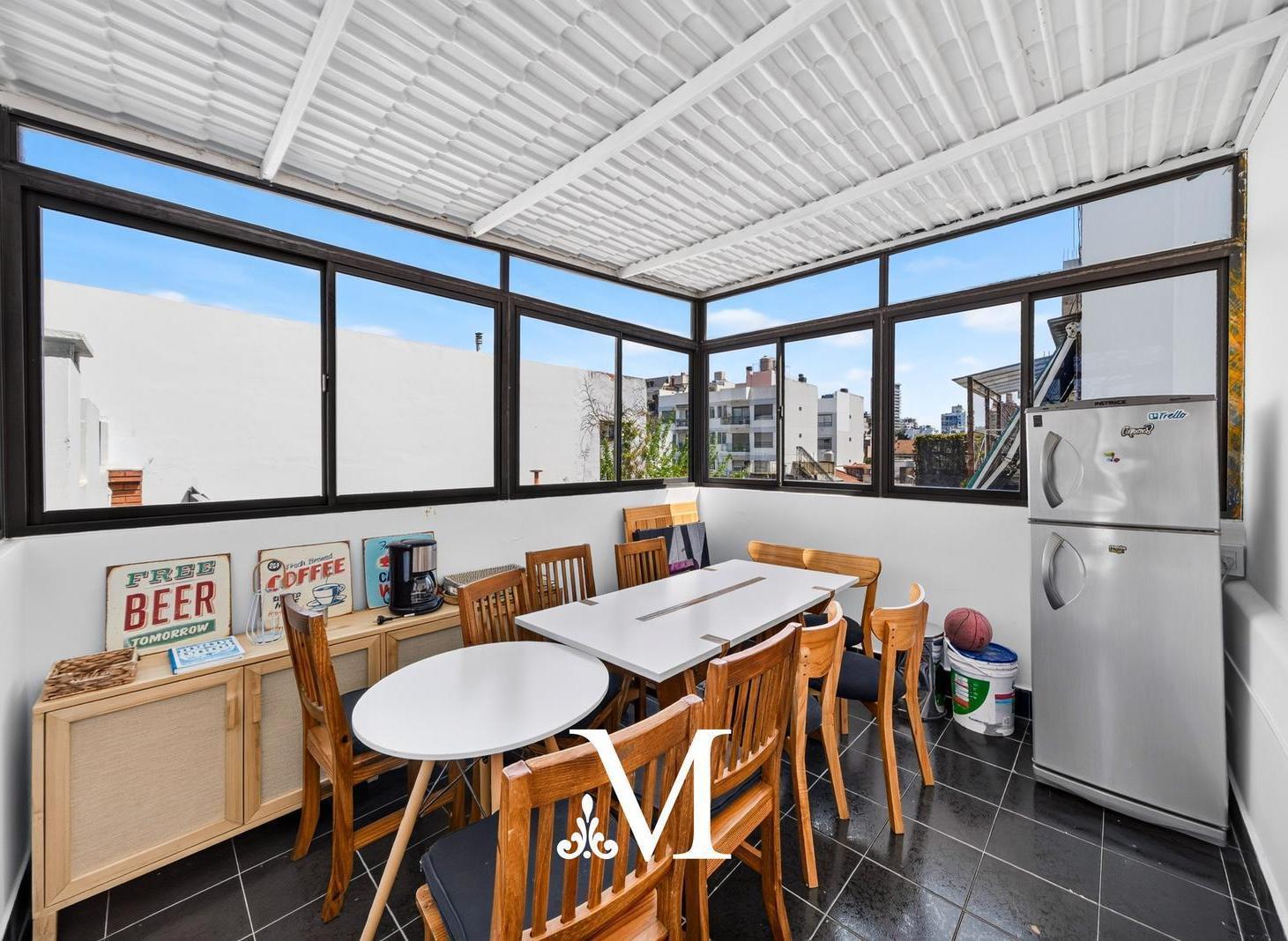 Foto de Casa en Colegiales, 100m2 terraza, quincho, 4 dormitorios, garage, imagen 3