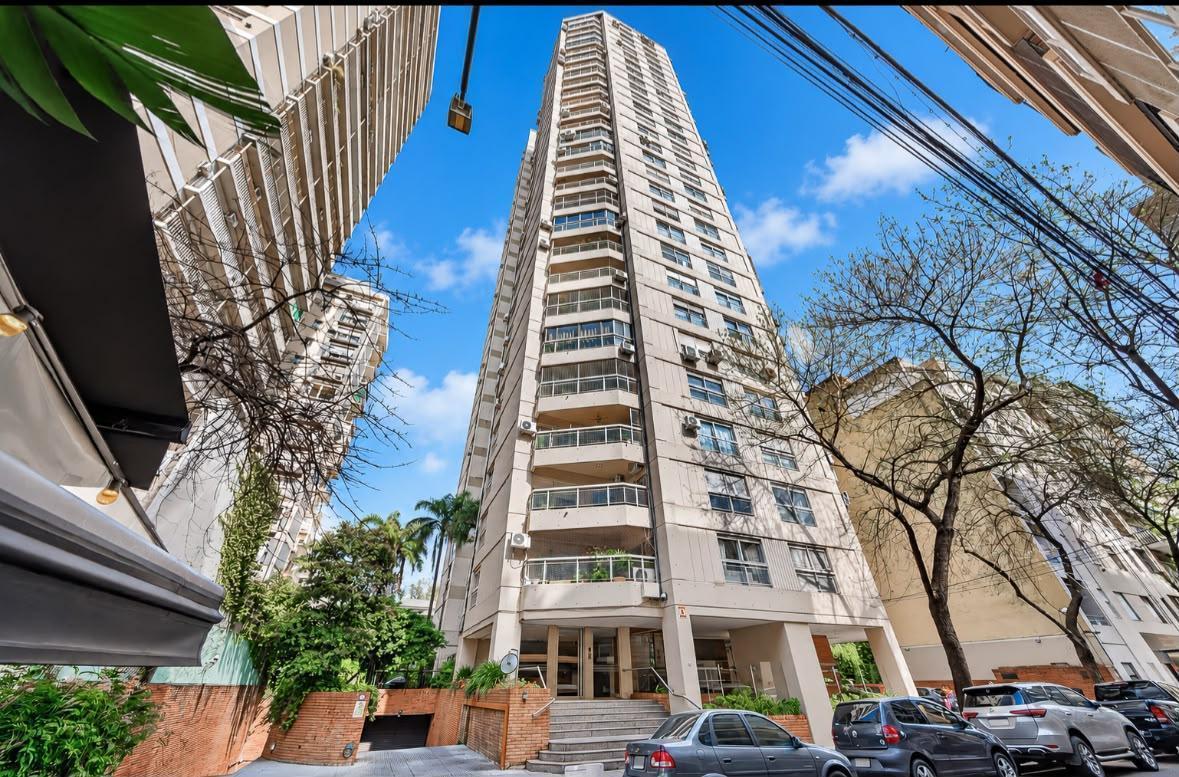 Foto de Excelente Departamento en Belgrano EN TORRE RECICLADO 4 amb con cochera, imagen 2