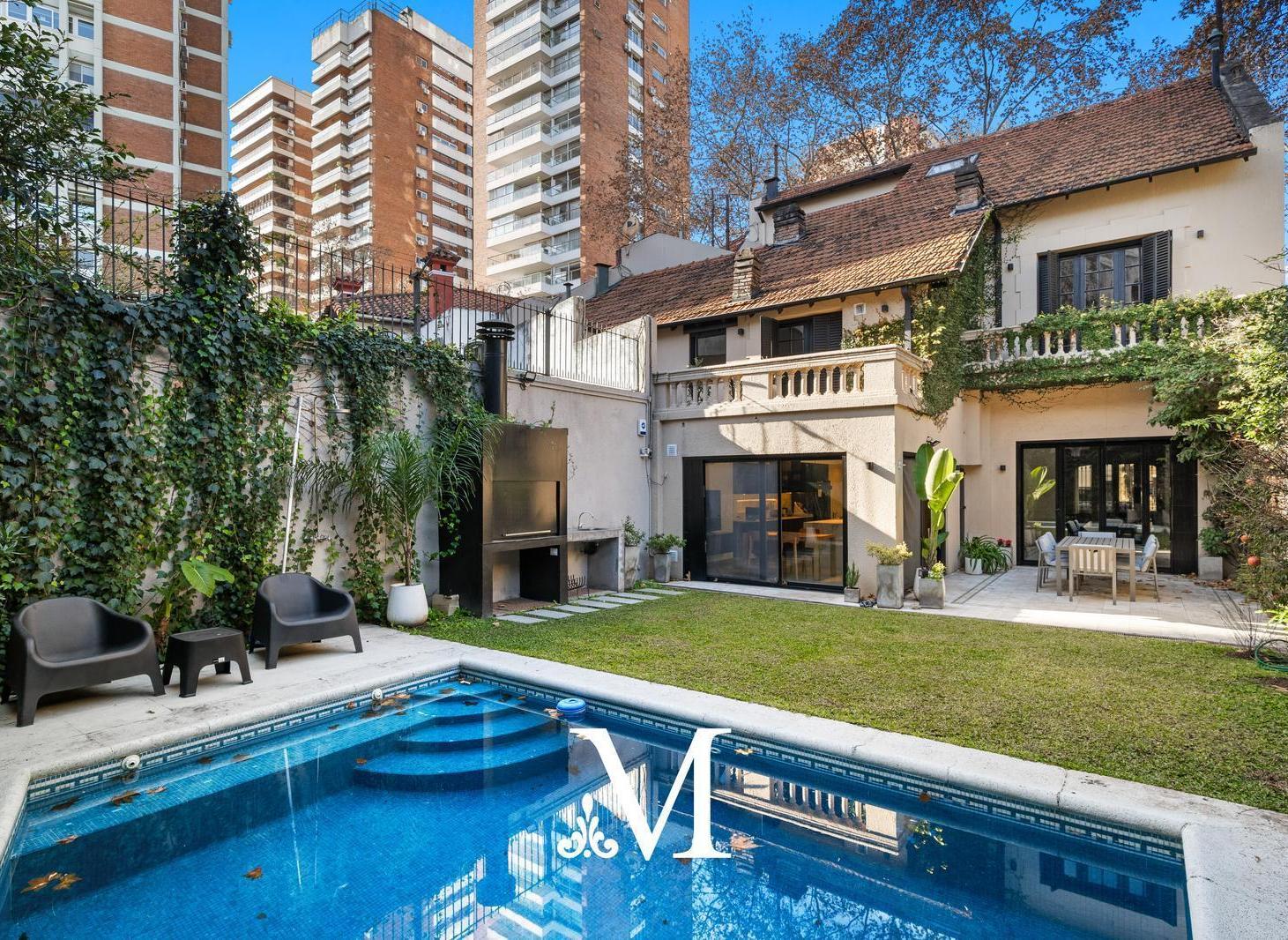 Foto de Excelente Casa en Zona Embajadas - Belgrano - 6 Ambientes - 3 Cocheras, imagen 1