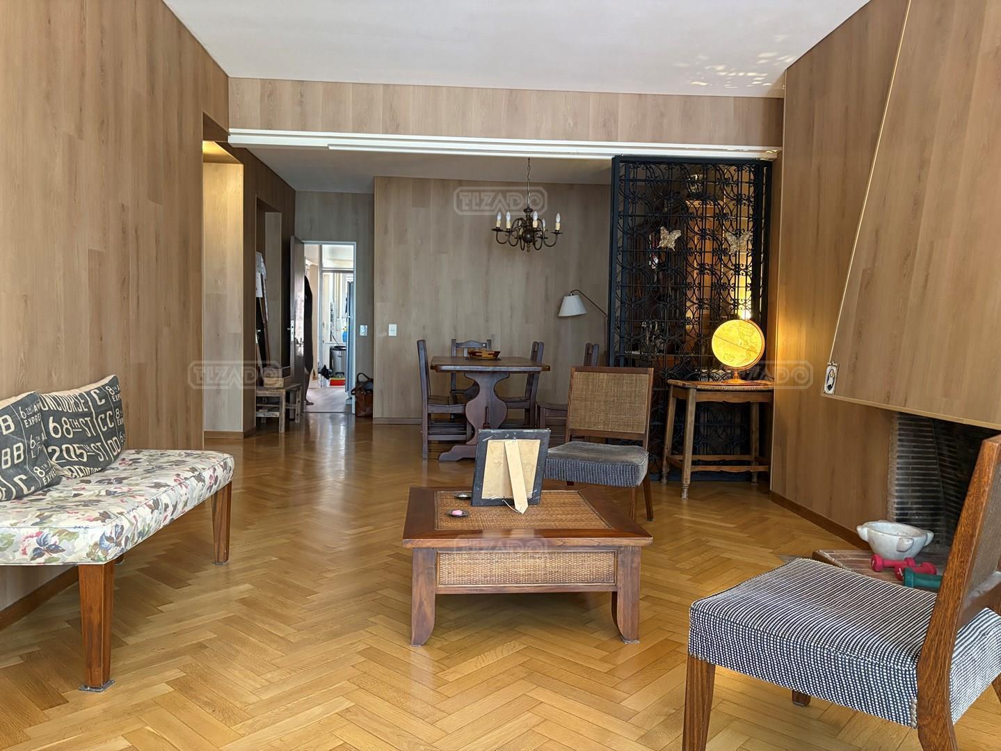 Semipiso , en venta, Retiro, 2 dormitorios en suite con dependencia y cochera