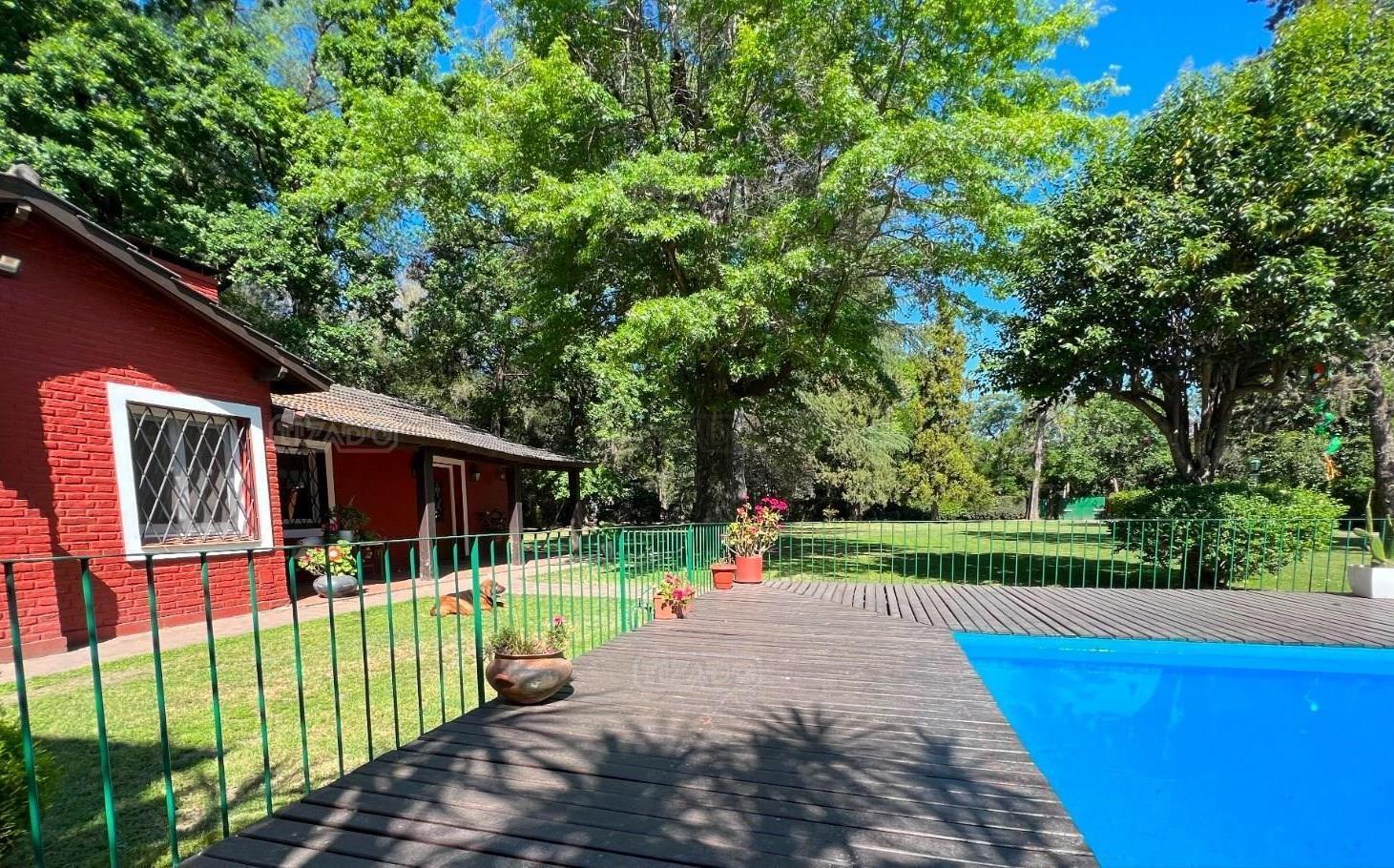 Foto de Casa con impactante jardin en Venta Del Viso, imagen 3
