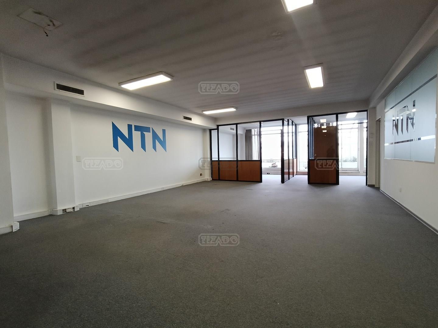 Foto de Oficina en Alquiler en Viamonte y Cerrito, frente al Colón. Piso alto, imagen 3