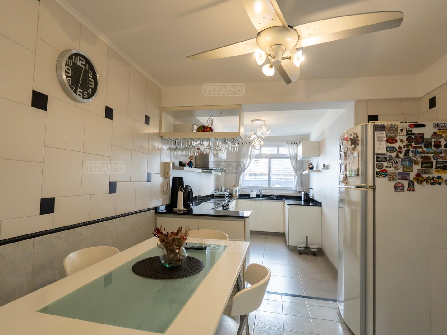 Foto de Departamento Semipiso en Venta en Recoleta, Capital Federal, Buenos, imagen 2