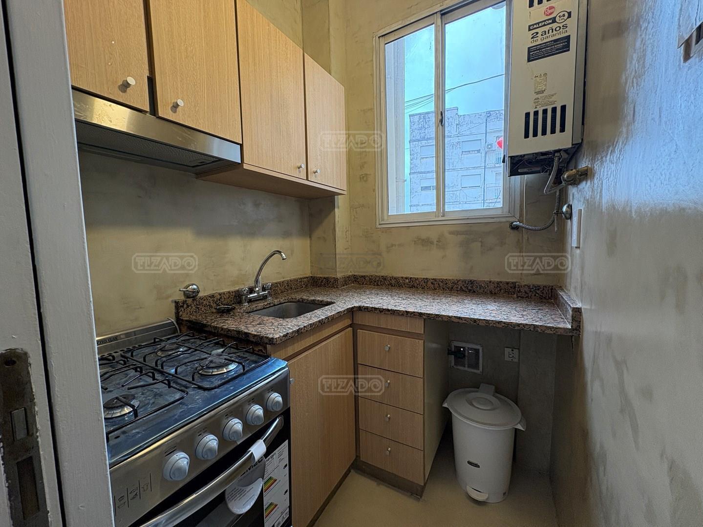 Foto de Departamento Monoambiente en Alquiler en Recoleta, con balcón al frente, imagen 1