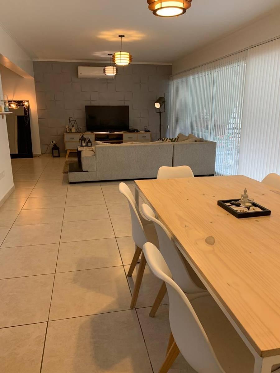 Foto de HERMOSA CASA EN SANTA JUANA DE CANNING! CON PISCINA DE LUJO!!!, imagen 5