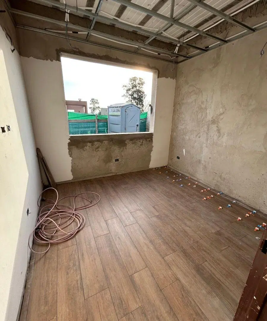 CASA A LA VENTA EN SAN SIMON DE CANNING!!! ENTREGA: AGOSTO 2026!!! 4 DORMITORIOS Y PISCINA!! 3