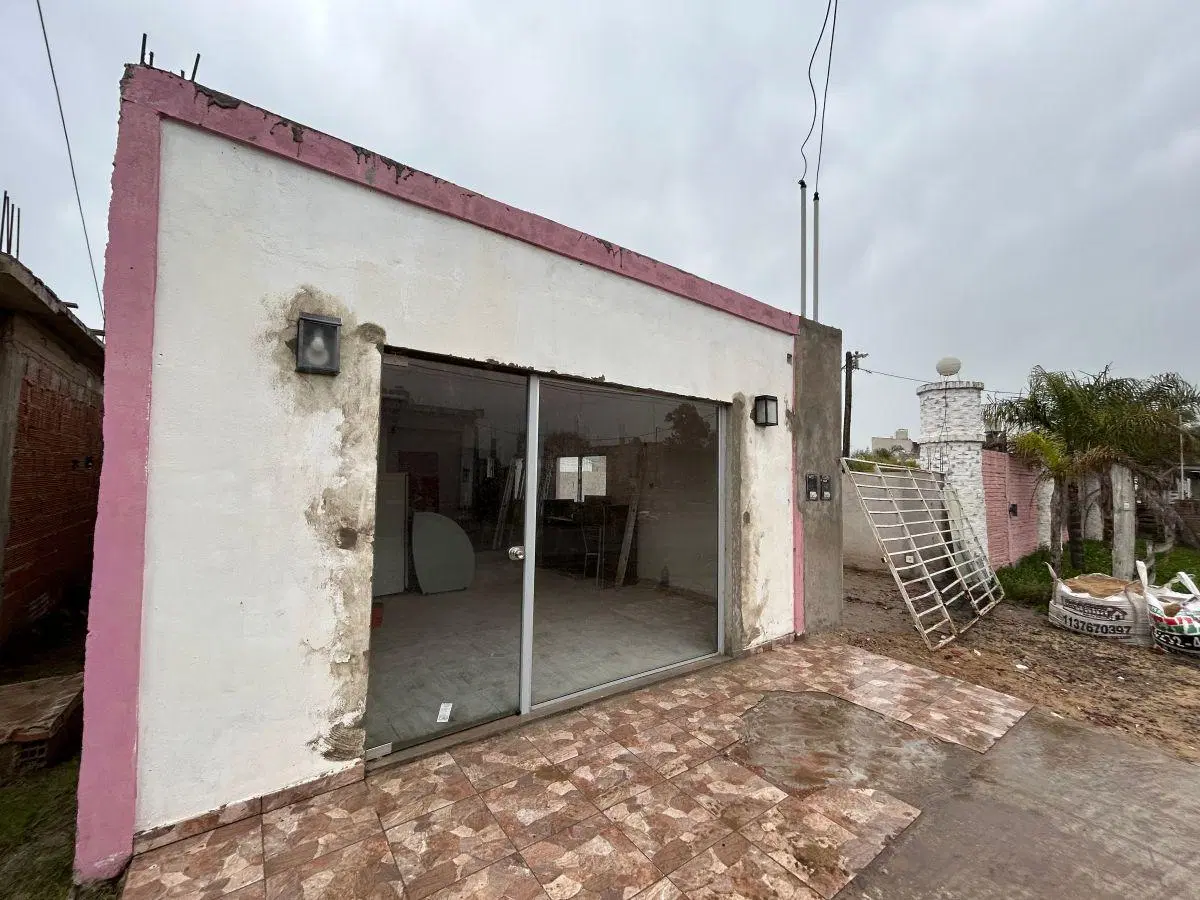LOCAL EN ALQUILER EN BARRIO EL PORVENIR!!! FRENTE A LA PARRILLA 52!!!! 5