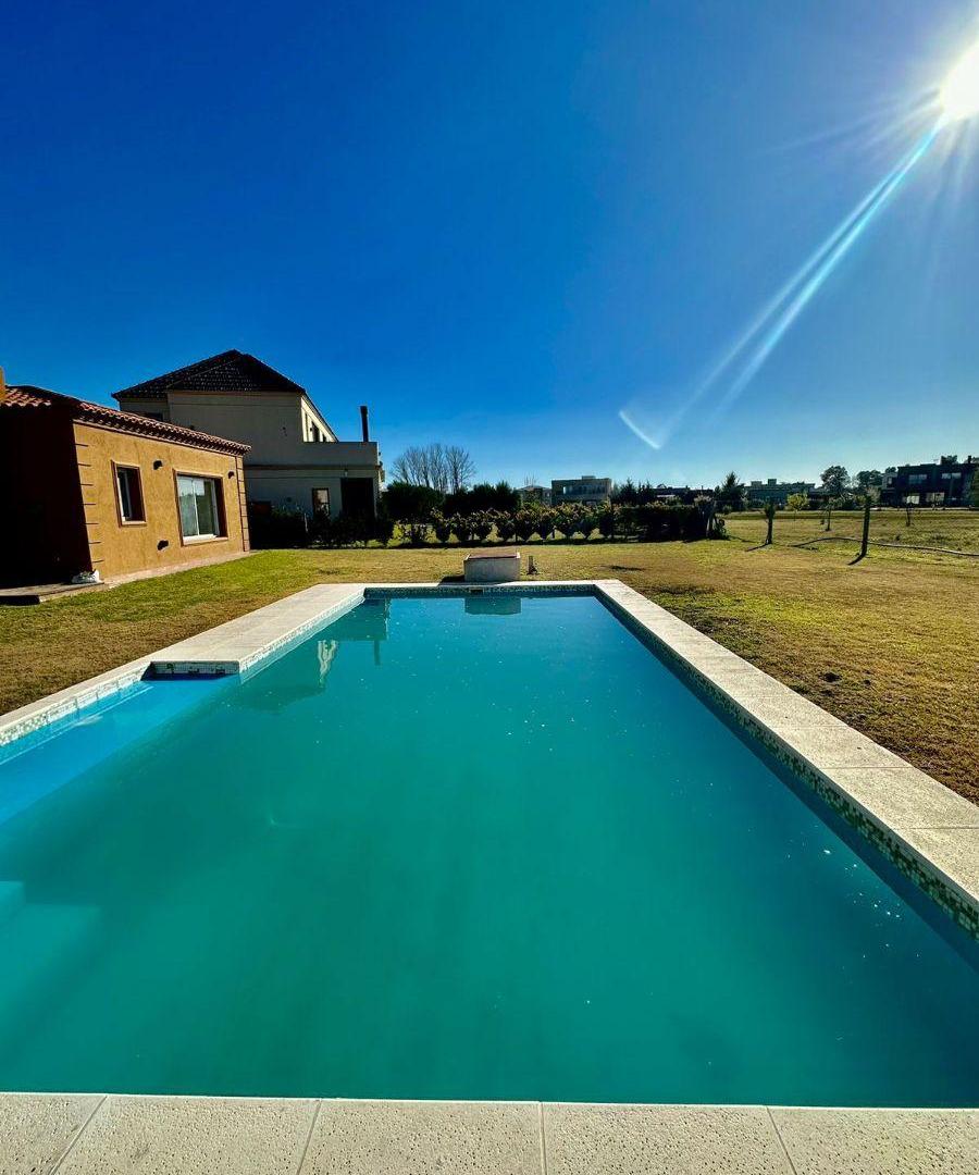 Foto de CASA EN VENTA EN SANTA INES DE CANNING!!! 3 DORMITORIOS, PISCINA Y, imagen 3
