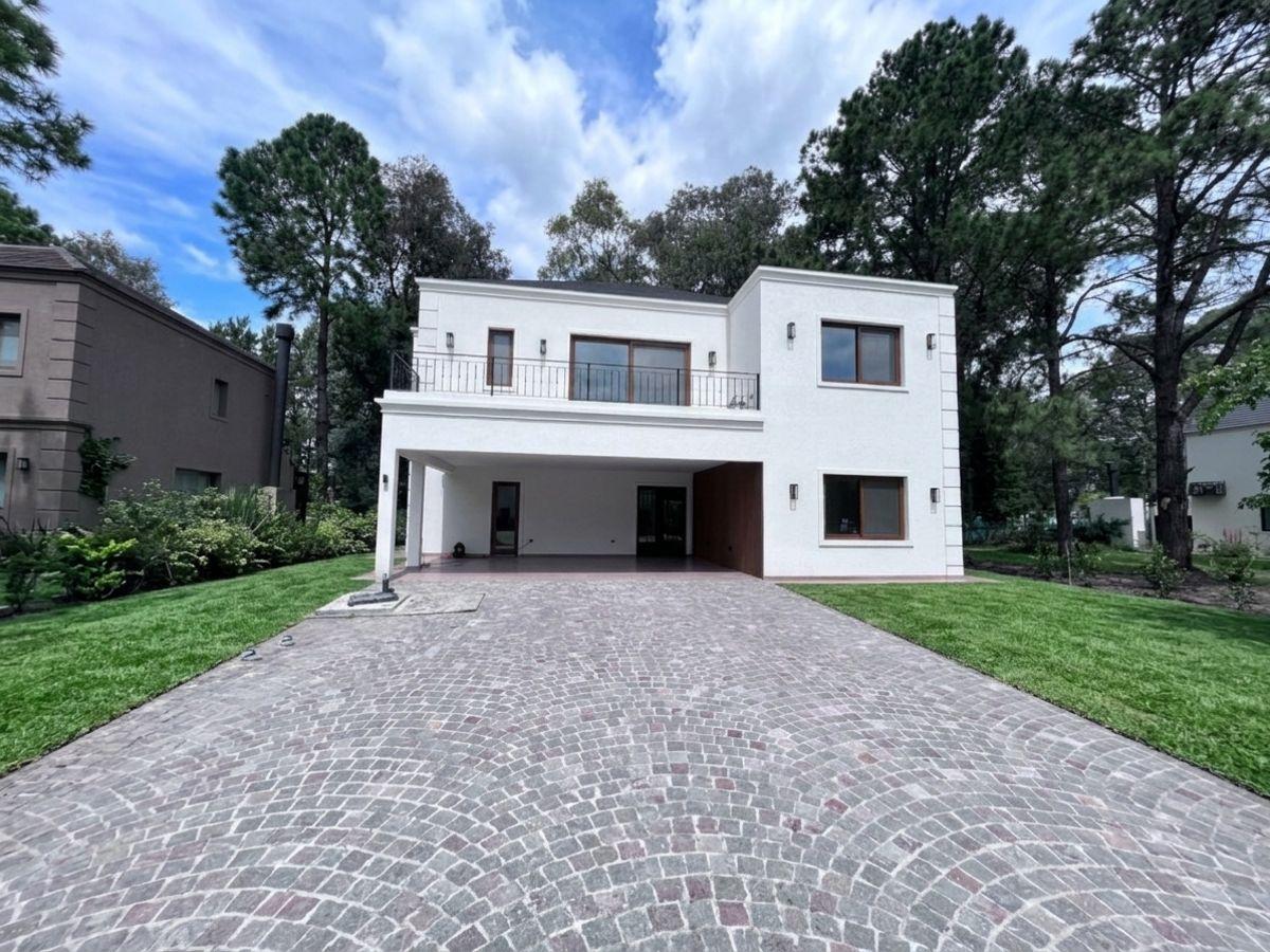 Foto de CASA EN VENTA EN SAINT THOMAS OESTE!!! ACEPTA FINANCIACION U OFERTA, imagen 1