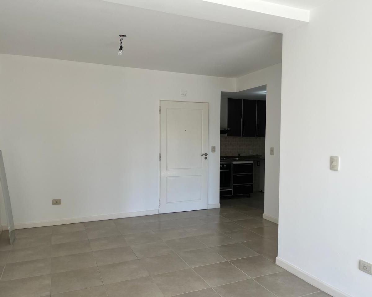 Foto de VENTA 2 AMBIENTES AL FRENTE CON BALCÓN · BOEDO, imagen 5