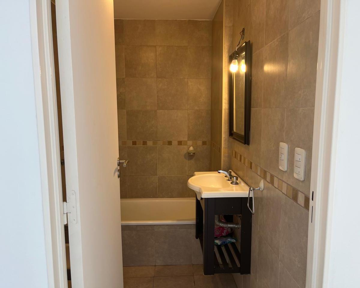 Foto de VENTA 2 AMBIENTES AL FRENTE CON BALCÓN · BOEDO, imagen 4