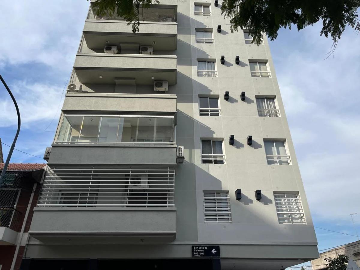 ALQUILER DEPARTAMENTO 2 AMBIENTES CON BALCÓN · MUY LUMINOSO · CABALLITO