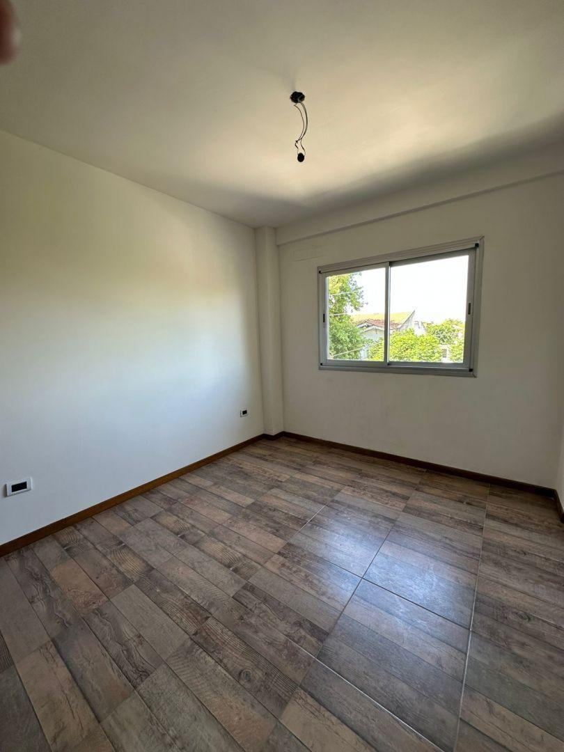 Hermoso Departamento con Balcón 3