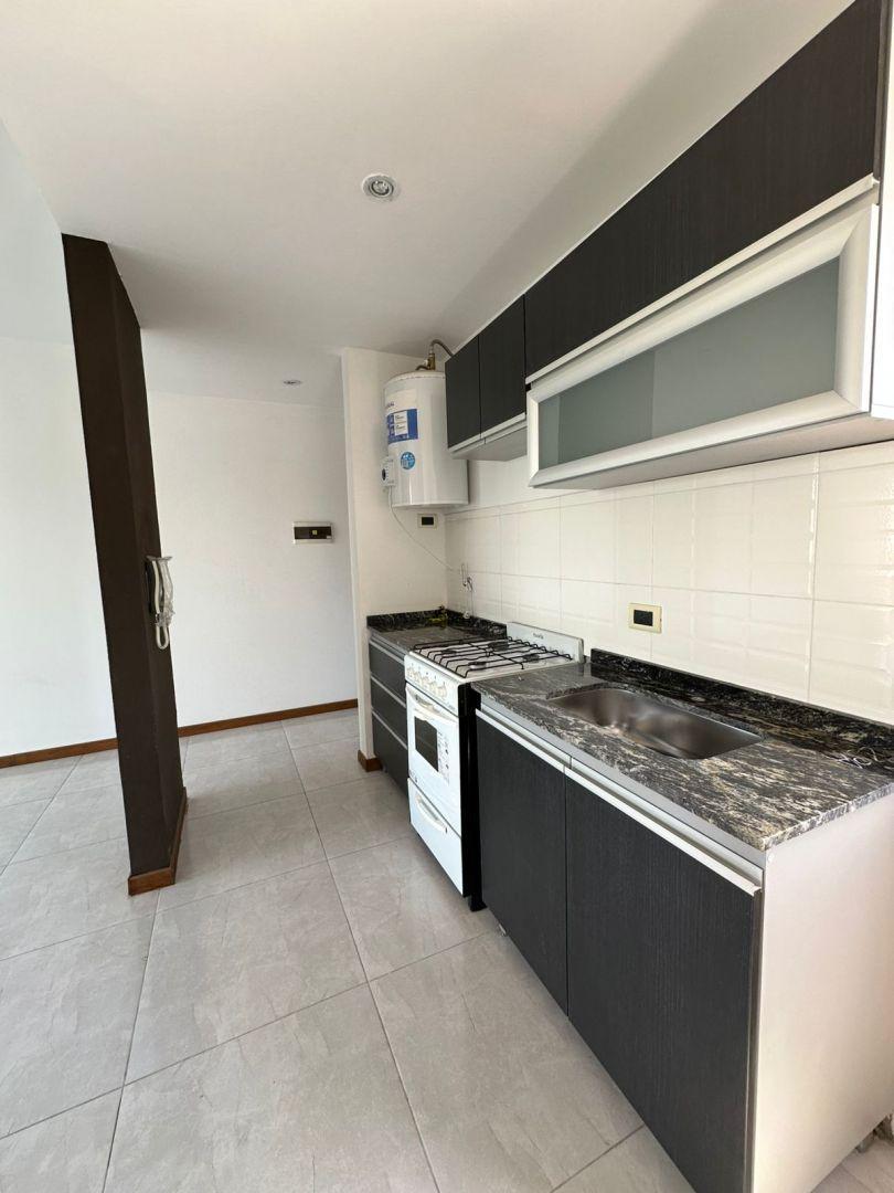 Hermoso Departamento con Balcón 1