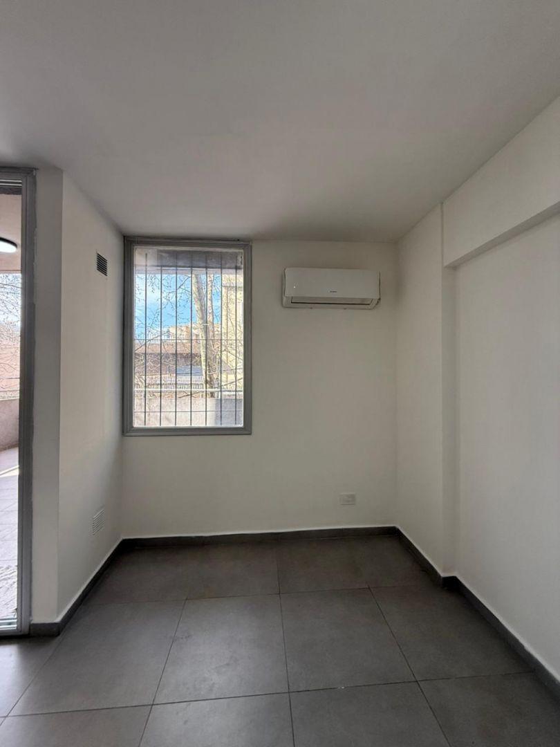 Foto de Alquiler departamento 2 ambientes Ciudadela, imagen 2