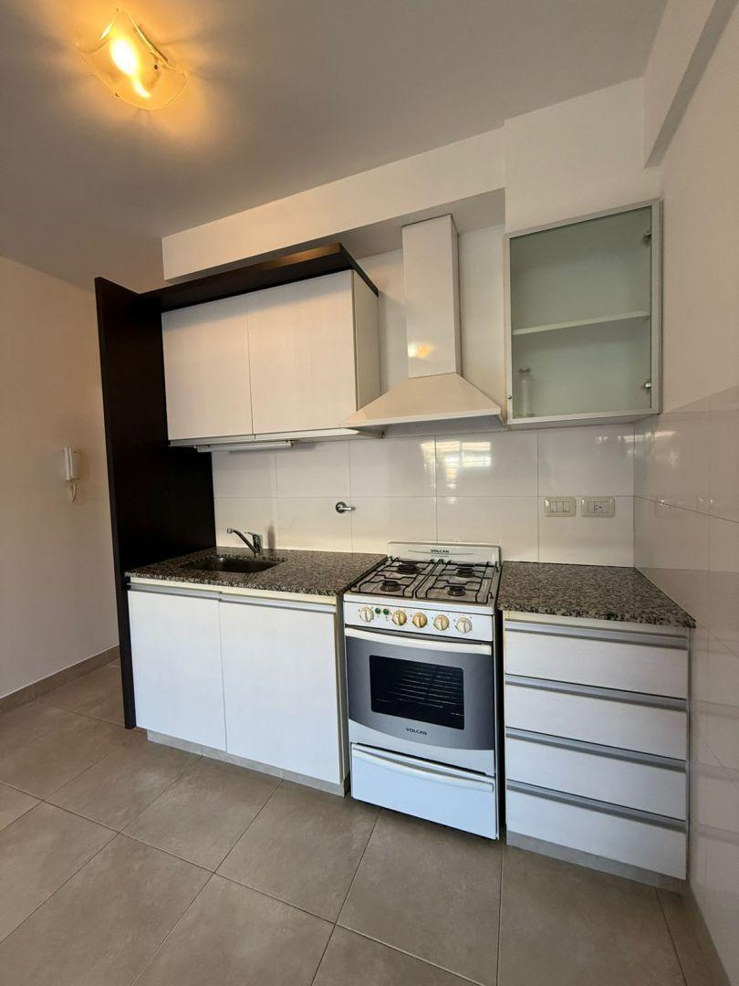 Foto de Alquiler Castelar 1 ambiente profesional, imagen 5